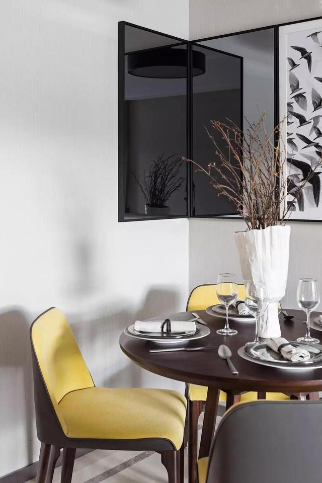 現(xiàn)代簡約風(fēng)小戶型公寓裝修，92㎡，采用抽象化的藝術(shù)，灰度空間的高級(jí)感。