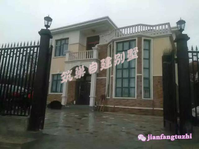 100平方米簡歐式二層農(nóng)村自建房，10*10米，簡單實用。