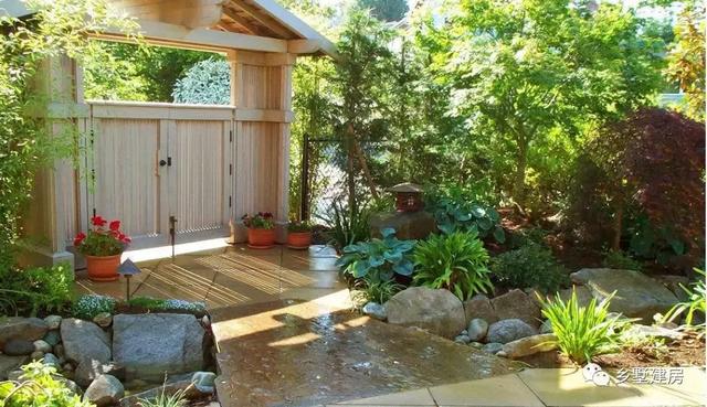 農(nóng)村二層別墅圖主體造價僅需29萬左右，帶車庫、露臺，配超大庭院，既實用又美觀！