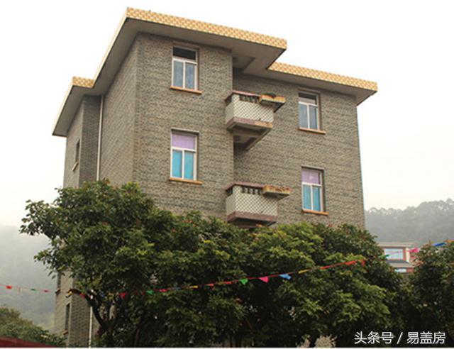 三層歐式別墅圖，方、圓的經(jīng)典結(jié)合，讓你在村內(nèi)享受品質(zhì)生活