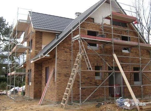 為你解答農(nóng)村自建房設(shè)計(jì)圖用框架結(jié)構(gòu)還是磚混結(jié)構(gòu)，助你建棟好房子！