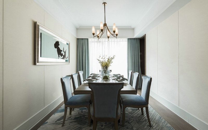 120平米的房子裝修成歐美風(fēng)情的風(fēng)格，受到大家的熱烈追捧