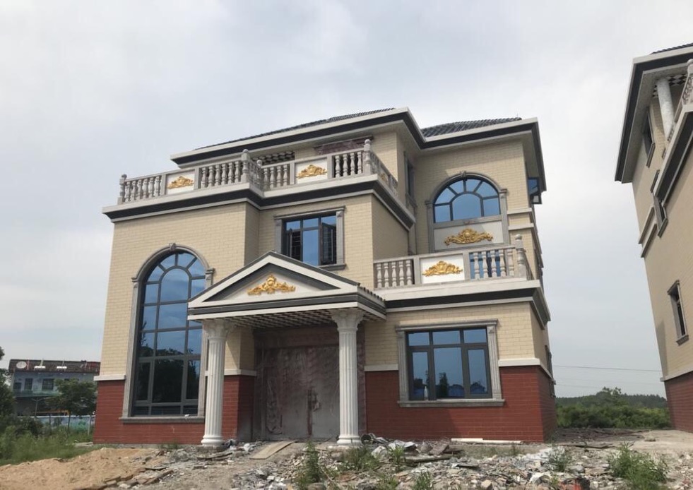 實景拍攝三層30萬別墅圖片大全，蓋好全村都跟風！