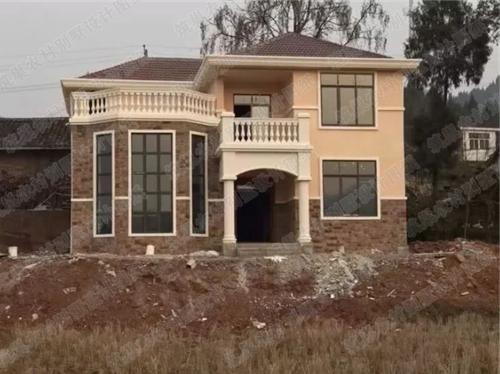 農(nóng)村二層別墅圖，20萬133㎡2廳5臥帶挑空客廳落地窗，一起來看看