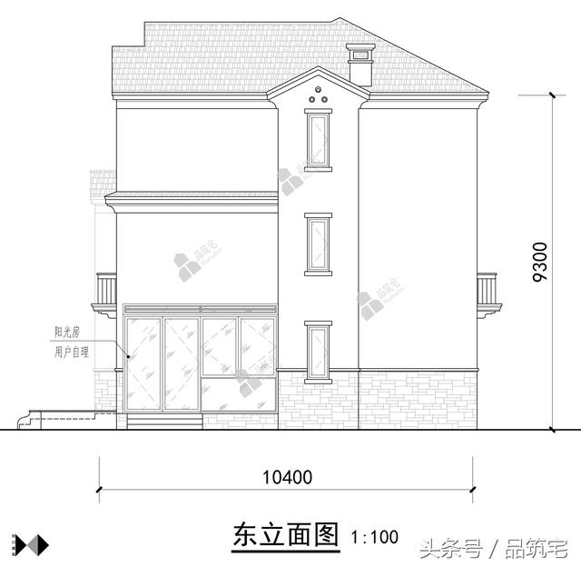 12X10三層西班牙風(fēng)格別墅圖，戶型方正、緊湊實用，有露臺有陽光房有院子，一家共享天倫~