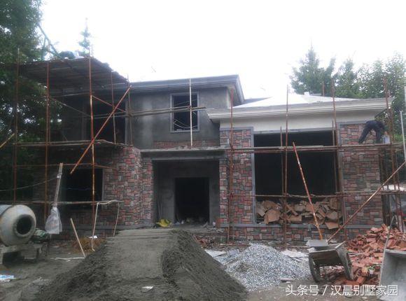 一棟漂亮實(shí)用的二層別墅圖，25萬建成，經(jīng)典布局永不過時(shí)