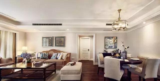 100平米三居室簡約美式風(fēng)格裝修設(shè)計(jì)，整個(gè)色調(diào)為奶茶色，溫暖輕柔了整個(gè)空間！