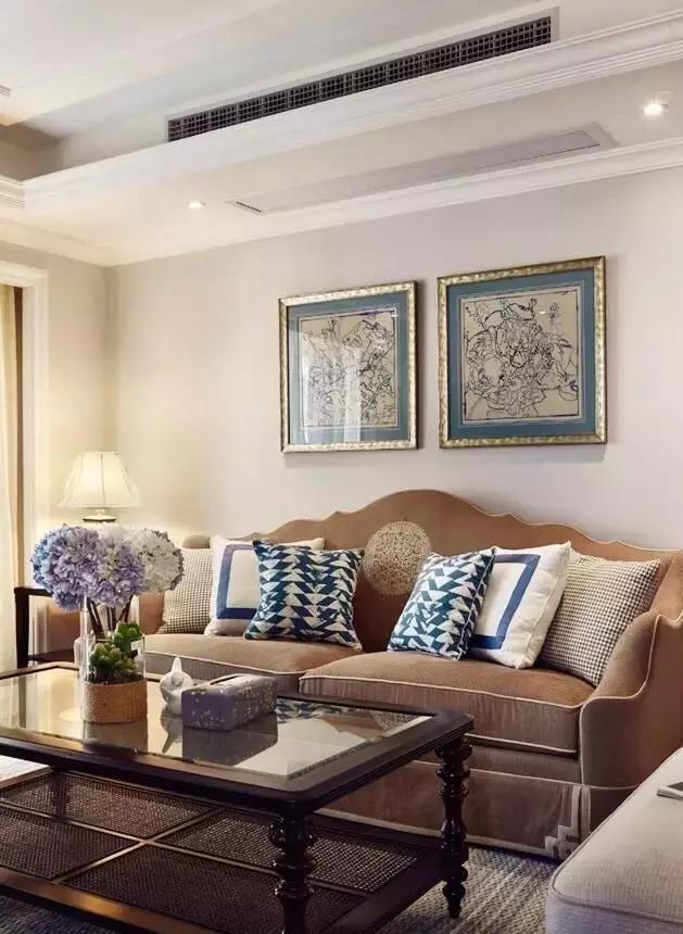 100平米三居室簡約美式風(fēng)格裝修設(shè)計(jì)，整個(gè)色調(diào)為奶茶色，溫暖輕柔了整個(gè)空間！