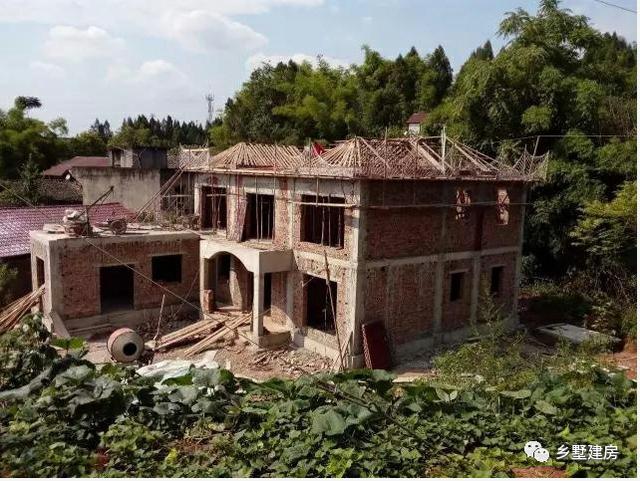 看上去毫無(wú)建房欲望的自建房設(shè)計(jì)圖紙，誰(shuí)能想到建出來(lái)的房子這么好看