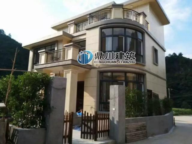 一套別墅，兩種布局設計，三層簡歐風格的別墅設計圖，造價只要28萬，建好驚艷鄰里鄉(xiāng)親