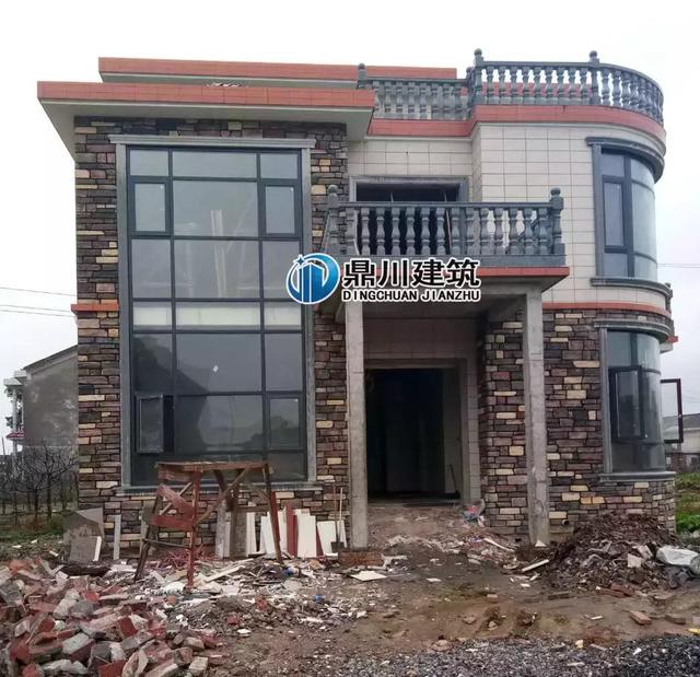 一套別墅，兩種布局設計，三層簡歐風格的別墅設計圖，造價只要28萬，建好驚艷鄰里鄉(xiāng)親