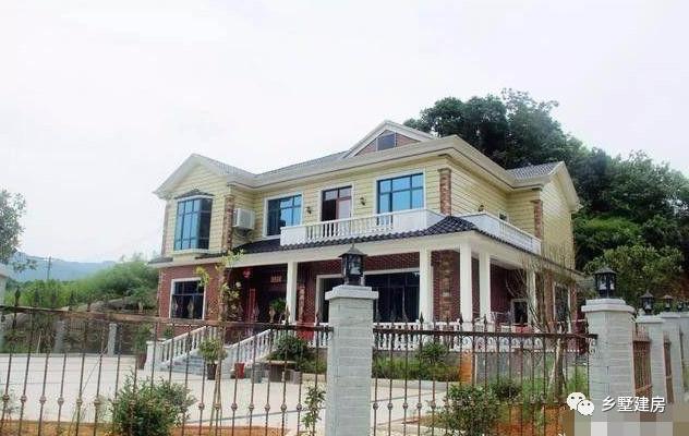 實(shí)景圖比效果圖還要美的農(nóng)村別墅設(shè)計圖，看看哪一款最得你心