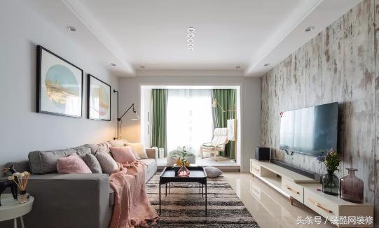 小戶型85㎡簡約北歐風(fēng)3居室，軟硬裝花了17萬，儲物空間大，電視墻裝修最成功！