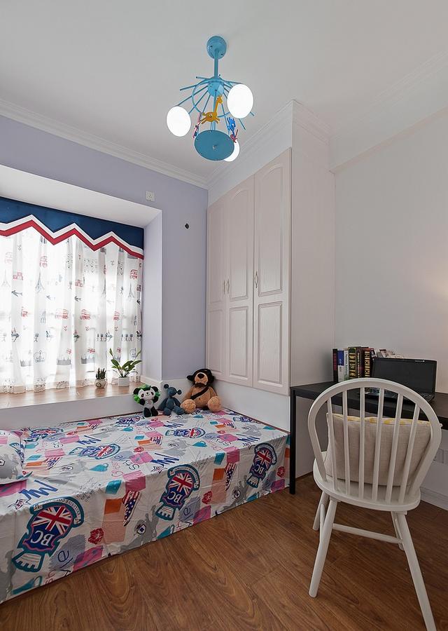 90㎡的三居室，普普通通的裝修風(fēng)格，但是很溫馨。