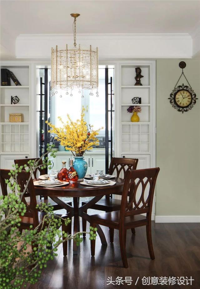 110㎡美式小三居用了32萬裝修，爸媽最滿意老人房的設(shè)計！