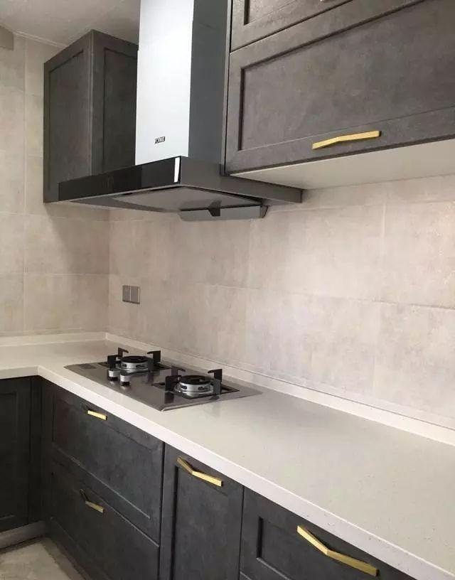 偏美式風(fēng)格裝修，裝修4個(gè)多月，最滿意客廳裝修，榻榻米美觀又實(shí)用