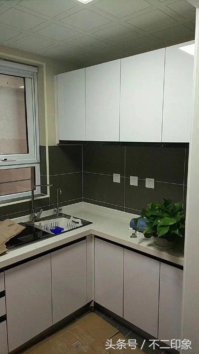 裝修花了3個(gè)月完成，全屋不做吊頂也很喜歡，忍不住曬曬！