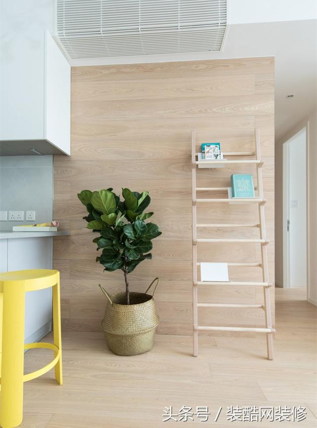 96㎡的?簡(jiǎn)約的原木風(fēng)裝修，室內(nèi)裝潢整潔簡(jiǎn)約，最?lèi)?ài)客廳清新的裝修，自然環(huán)保