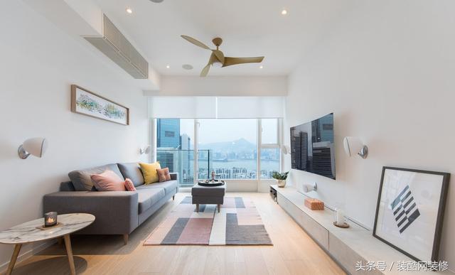 96㎡的?簡(jiǎn)約的原木風(fēng)裝修，室內(nèi)裝潢整潔簡(jiǎn)約，最?lèi)?ài)客廳清新的裝修，自然環(huán)保