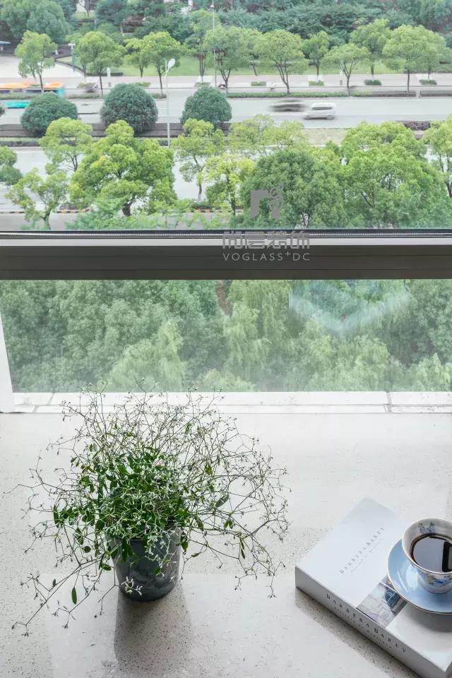 290平復式別墅實景設計：世界之遠，其實不過是晝夜、廚房與愛