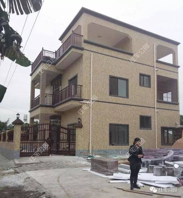 曬家丨回鄉(xiāng)蓋別墅，80歲母親全程監(jiān)工，60萬建成引來全鄉(xiāng)觀摩！