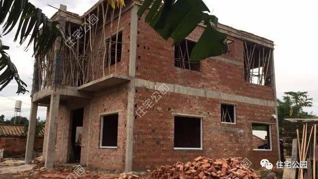 曬家丨回鄉(xiāng)蓋別墅，80歲母親全程監(jiān)工，60萬建成引來全鄉(xiāng)觀摩！