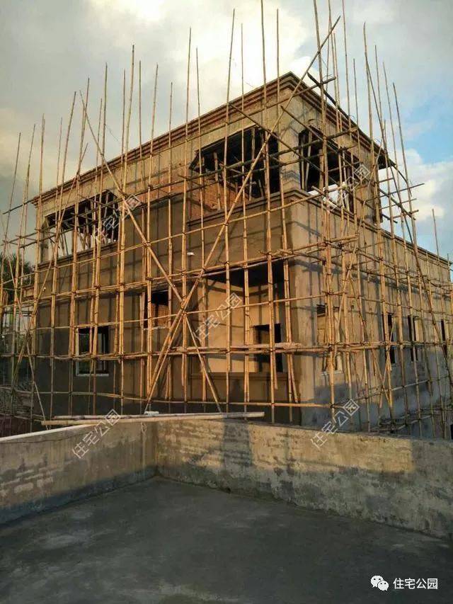 曬家丨回鄉(xiāng)蓋別墅，80歲母親全程監(jiān)工，60萬建成引來全鄉(xiāng)觀摩！