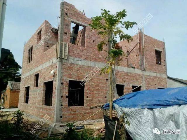 曬家丨回鄉(xiāng)蓋別墅，80歲母親全程監(jiān)工，60萬建成引來全鄉(xiāng)觀摩！