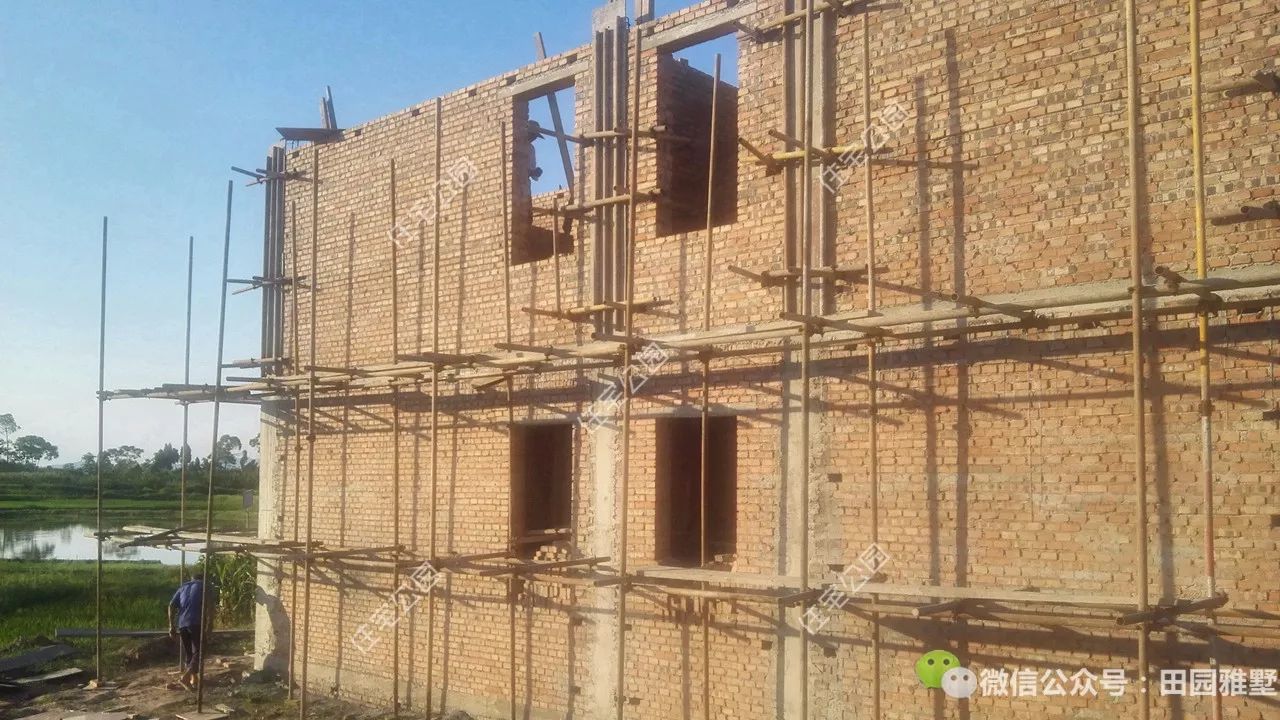 明星戶型神還原，37萬不僅路修好房建成，還把裝修化糞池也搞定了？丨施工隊作品展