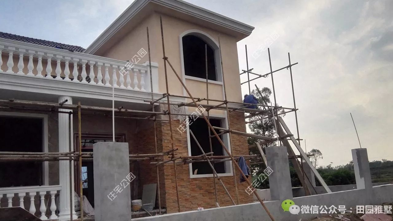 明星戶型神還原，37萬不僅路修好房建成，還把裝修化糞池也搞定了？丨施工隊作品展