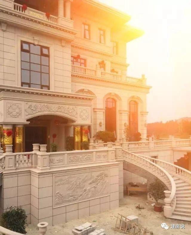 128㎡的別墅設(shè)計(jì)圖帶電梯+影音室，雙廚房設(shè)計(jì)為你帶來(lái)非凡的生活享受