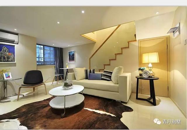 10米×13.34米三層鄉(xiāng)村自建別墅圖，簡(jiǎn)單大方又實(shí)用，主體36萬建成！