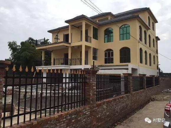 農(nóng)村自建三層別墅設(shè)計圖，戶型合理，居住舒適，讓你有一套屬于自己的房子