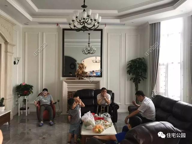 農(nóng)村蓋二層別墅，按照自己的心意設(shè)計(jì)出來(lái)的圖紙總是喜歡的