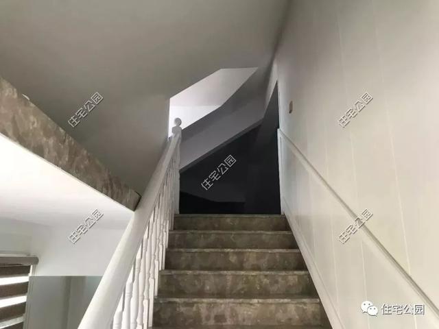 農(nóng)村蓋二層別墅，按照自己的心意設(shè)計(jì)出來(lái)的圖紙總是喜歡的