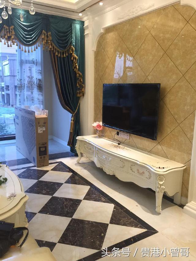 新房花了20萬請表哥裝修完工，全屋真漂亮，電視墻特別搶眼！
