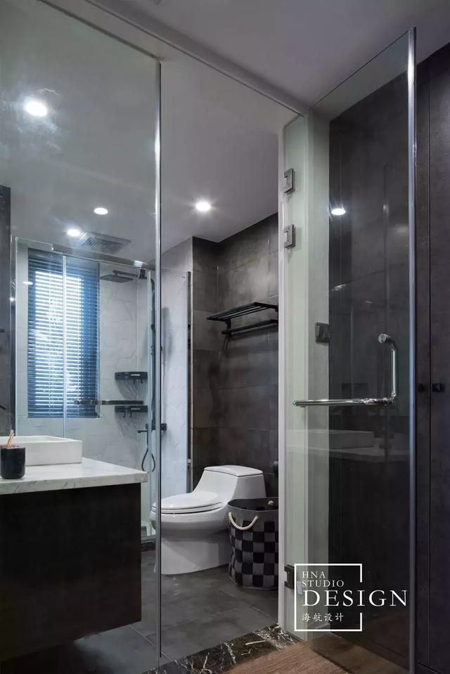 這套150㎡現(xiàn)代極簡灰，簡練魅力，個性美感！