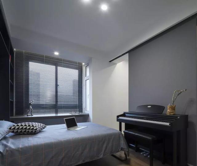 這套150㎡現(xiàn)代極簡灰，簡練魅力，個性美感！