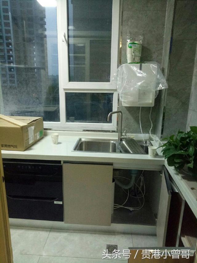 老公花了16萬裝修兩房兩廳，完工后我們覺得很美觀，一點都不吃虧