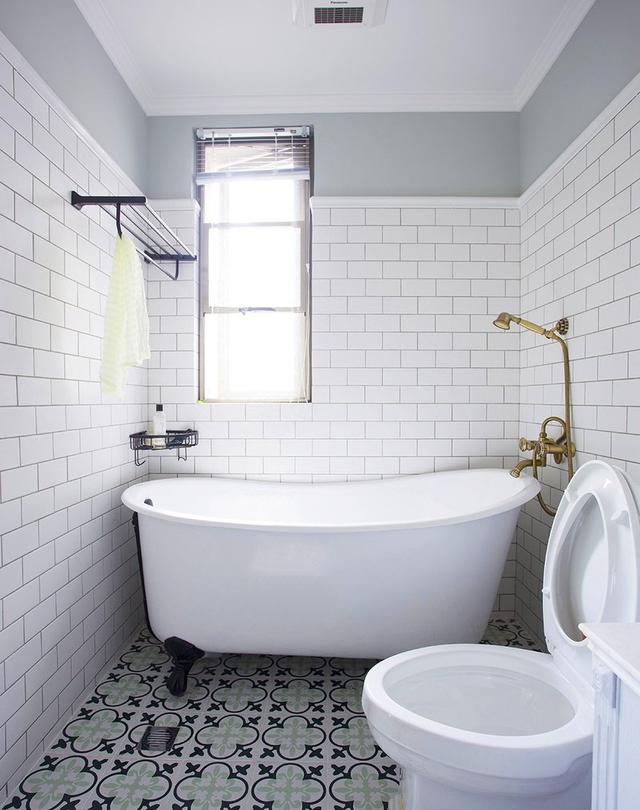 200平美式風(fēng)格裝修，特別喜歡家里的后花園，可以享受花開的好時光。