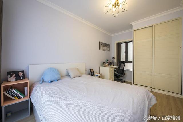 90后用92平裝修成現(xiàn)代簡(jiǎn)約風(fēng)格，花費(fèi)了10萬(wàn)，閨蜜看了都舍不得走。