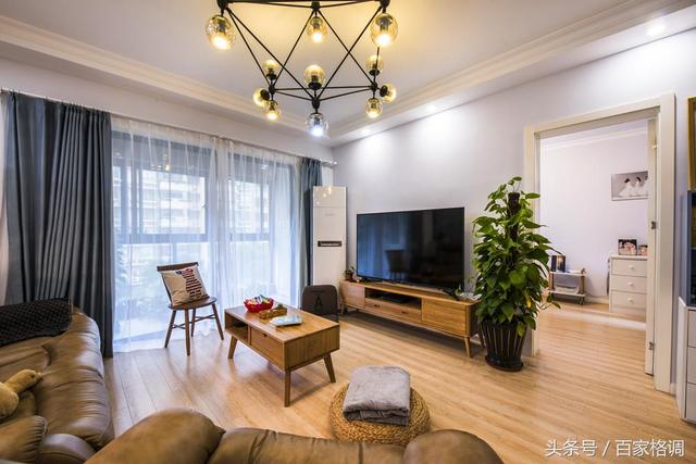 90后用92平裝修成現(xiàn)代簡(jiǎn)約風(fēng)格，花費(fèi)了10萬(wàn)，閨蜜看了都舍不得走。