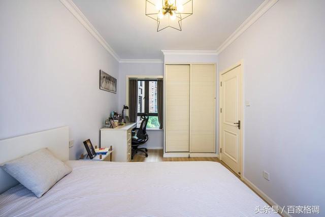 90后用92平裝修成現(xiàn)代簡(jiǎn)約風(fēng)格，花費(fèi)了10萬(wàn)，閨蜜看了都舍不得走。