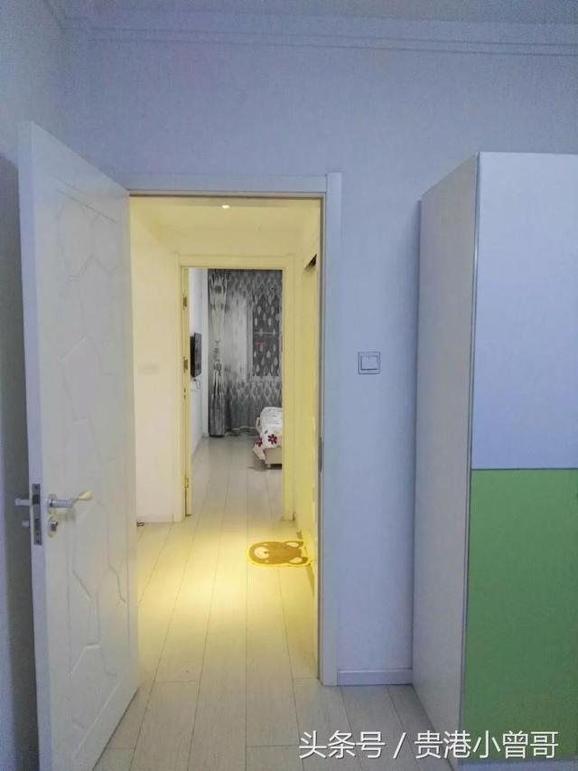 曬曬剛完工的105平方米的新房，現(xiàn)代簡約的風(fēng)格，效果真漂亮，電視墻最為亮眼