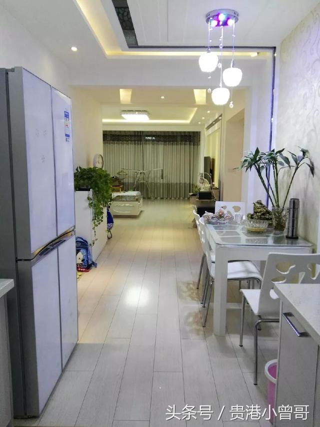 曬曬剛完工的105平方米的新房，現(xiàn)代簡約的風(fēng)格，效果真漂亮，電視墻最為亮眼