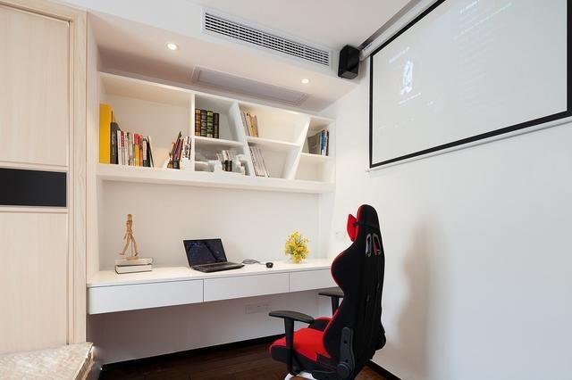 140平用15萬裝修，色彩搭配簡潔明亮，我覺得一點也不虧。