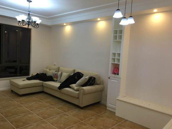 曬曬剛裝修完90平的房子兩房改造成三房，家具家電陸續(xù)入場了。