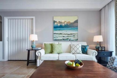 老公堅持用30萬裝修房子，設(shè)計風(fēng)格是簡約和地中海的混搭，效果特別好，飄窗最為亮點