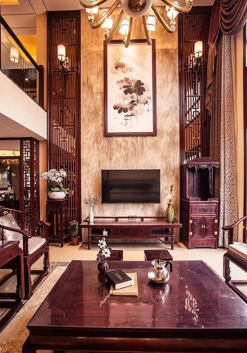 別墅要大氣,客廳中空必不可少！