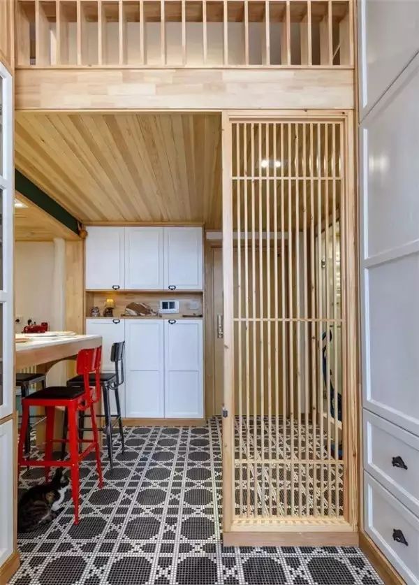 給別墅做個(gè)柵欄吧，美得鄰居爭(zhēng)相模仿！